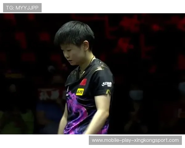 羽毛球单打拉锯战最后一分惊心动魄