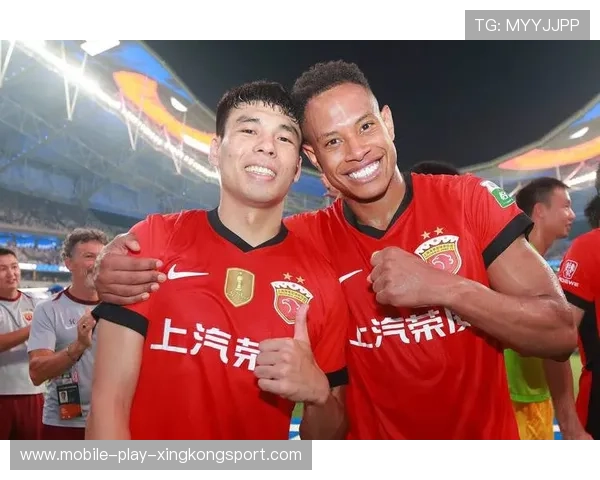 切尔西海港双双力挺奥斯卡：绿茵场上的真挚情谊与未来希望